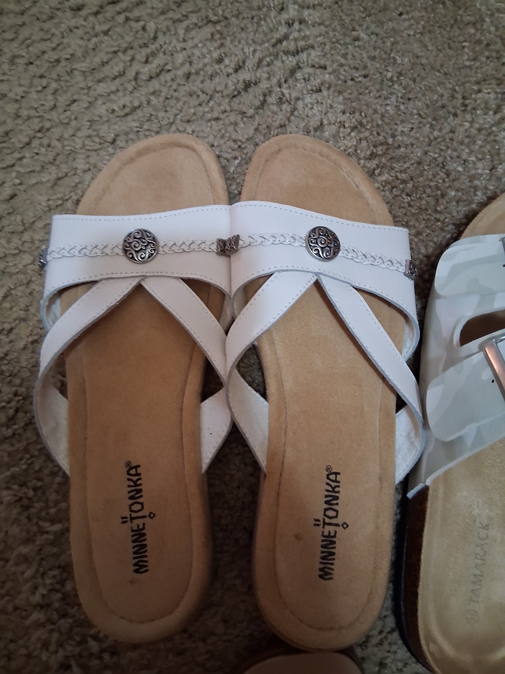 Womens Size 10 Sandals - Picture 2 of 9